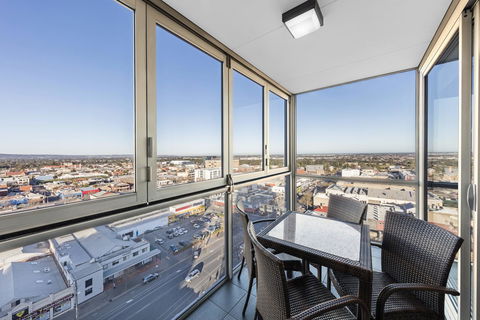 IStay Precinct Adelaide - Perisher Accommodation 20
