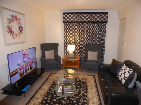 Adelaide City Apartment - 3br, 2bath & Carpark - Perisher Accommodation 1