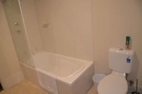 Adelaide City Apartment - 3br, 2bath & Carpark - Perisher Accommodation 16