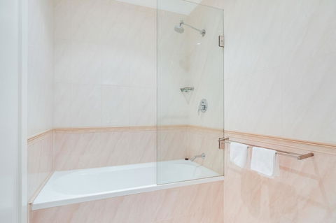 York Apartments On Grenfell - Perisher Accommodation 14