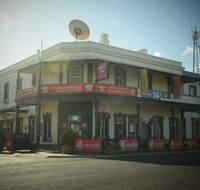 Commercial Hotel Morgan - Perisher Accommodation