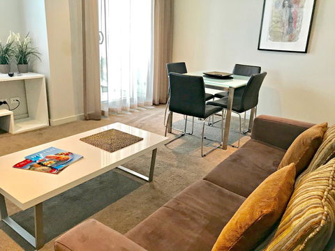 Adelaide DressCircle Apartments - North Terrace - Perisher Accommodation 19