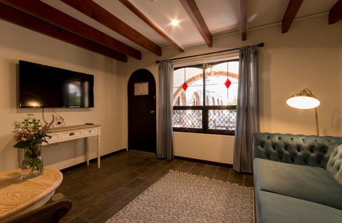 The Manor Basket Range - Perisher Accommodation 7