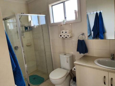 Explore Adelaide, Gawler, The Barossa And Clare Valleys All-in-one - Perisher Accommodation 8