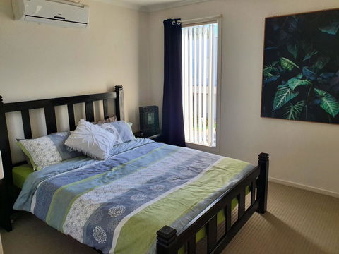 Explore Adelaide, Gawler, The Barossa And Clare Valleys All-in-one - Perisher Accommodation 3