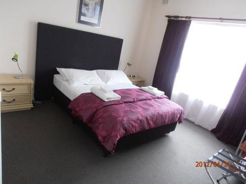 Esplanade Apartments At West Beach - Perisher Accommodation 5