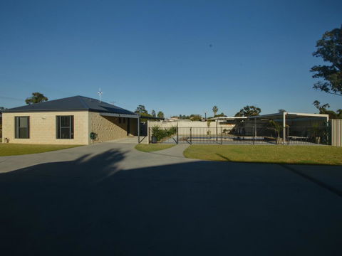 DBJ Holiday Units - Perisher Accommodation 1