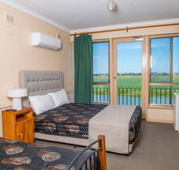 Tailem Bend Riverside Hotel - Perisher Accommodation