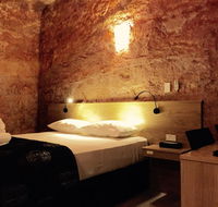 The Lookout Cave Underground Motel - Perisher Accommodation