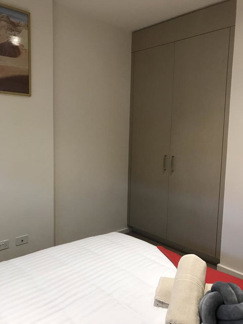 Ther-Rich 2Brm CBD Apartment - Perisher Accommodation 41