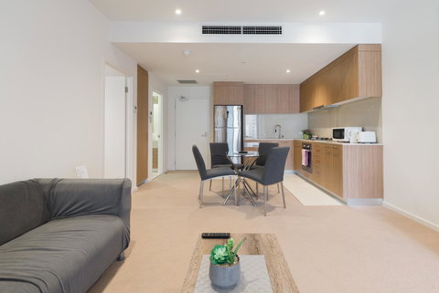Ther-Rich 2Brm CBD Apartment - Perisher Accommodation 22