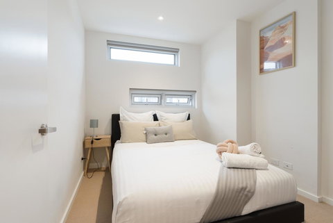 Ther-Rich 2Brm CBD Apartment - Perisher Accommodation 5