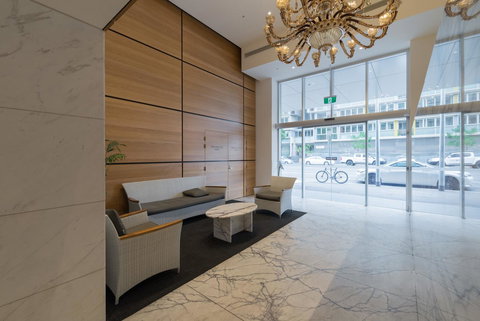 Ther-Rich 2Brm CBD Apartment - Perisher Accommodation 16