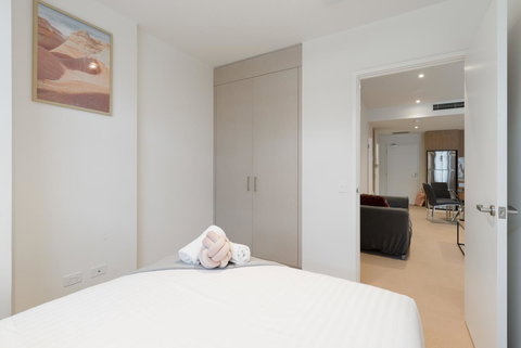 Ther-Rich 2Brm CBD Apartment - Perisher Accommodation 8