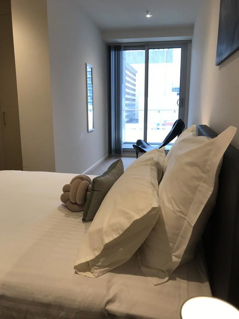 Ther-Rich 2Brm CBD Apartment - Perisher Accommodation 36