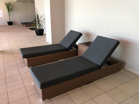 CENTRAL ESCAPE 2 BEDROOM @ ADELAIDE CBD - Perisher Accommodation 14