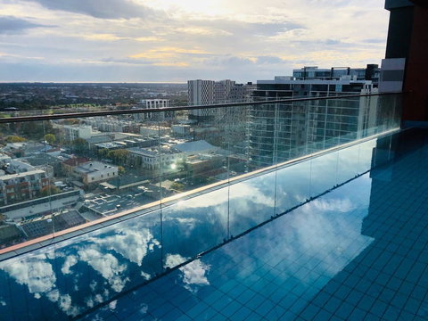 CENTRAL ESCAPE 2 BEDROOM @ ADELAIDE CBD - Perisher Accommodation 13