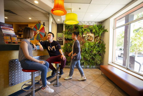 YHA Adelaide Central - Perisher Accommodation 2