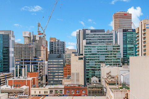 Stylish And Comfortable, Views Over Gouger St! - Perisher Accommodation 4