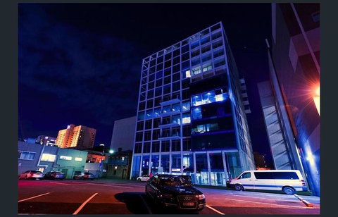 Stylish And Comfortable, Views Over Gouger St! - Perisher Accommodation 22