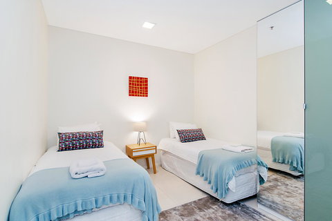 Stylish And Comfortable, Views Over Gouger St! - Perisher Accommodation 12
