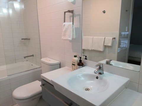 Oaks Horizon+city View+free Parking - Perisher Accommodation 13