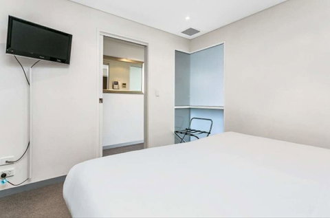 Oaks Horizon+city View+free Parking - Perisher Accommodation 5