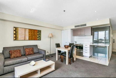 Oaks Horizon+city View+free Parking - Perisher Accommodation 1