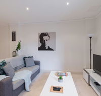 One Bedroom In Adelaides East End FREE WIFINetflixParking - Perisher Accommodation