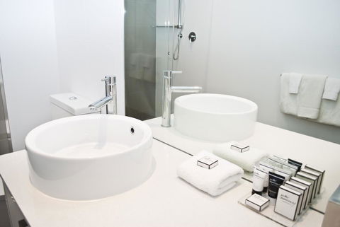 Mawson Lakes Hotel - Perisher Accommodation 4