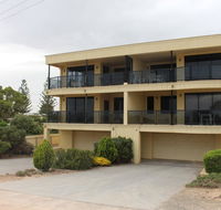 The Lighthouse - Beachfront Accommodation - Perisher Accommodation