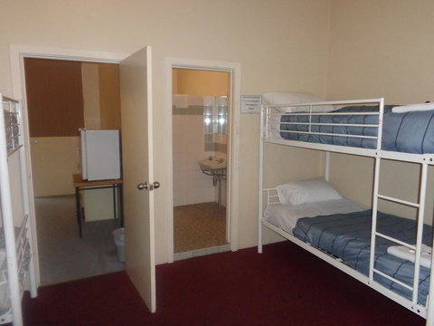 Adelaide Backpackers And Travellers Inn - Perisher Accommodation 4