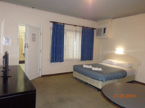 Adelaide Backpackers And Travellers Inn - Perisher Accommodation 0