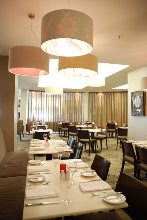 HotelMOTEL Adelaide - Perisher Accommodation 13