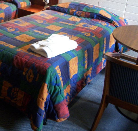 HotelMOTEL Adelaide - Perisher Accommodation 5