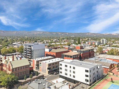 Modern 2 Bedroom+WIFI/Netflix/Parking+Great Views! - Perisher Accommodation 34