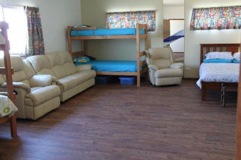 LAS ARENAS - The Sands - BEACH HOUSE - Perisher Accommodation 4