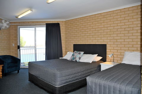 Kalbarri Seafront Villas - Perisher Accommodation 11