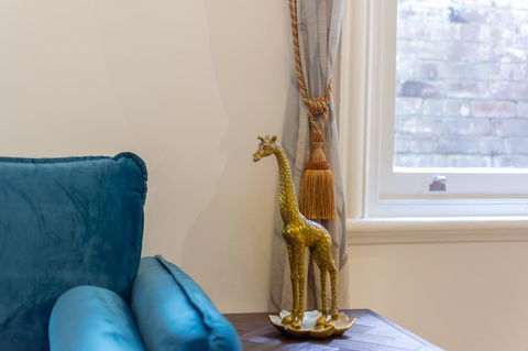 Heritage Townhouse Near Harbour Bridge - Perisher Accommodation 38