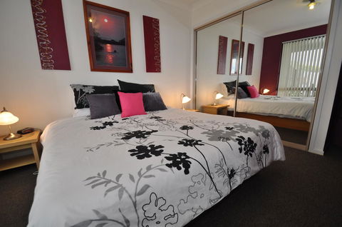 Beachfront Apartments - Perisher Accommodation 1