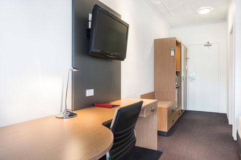 Metro Hotel Miranda - Perisher Accommodation 11