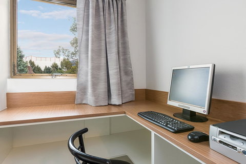 Metro Hotel Miranda - Perisher Accommodation 25