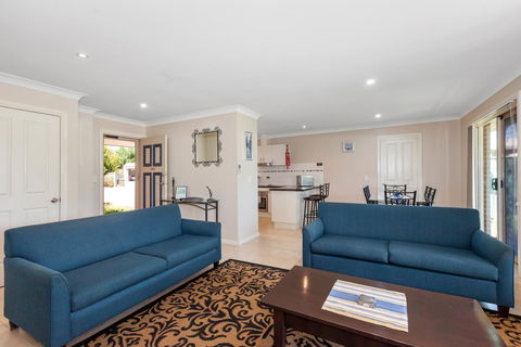 Colonial Court Villas - Perisher Accommodation 20