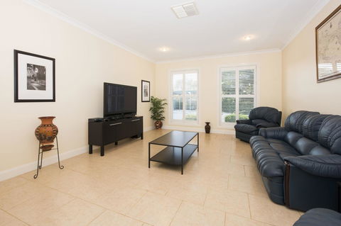 Colonial Court Villas - Perisher Accommodation 8
