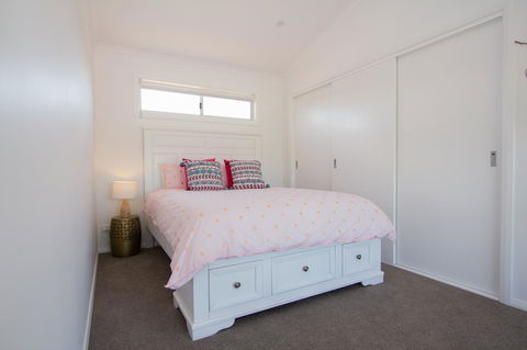 Stay In Mudgee The Grove, The Church, And Premium Private Homestead - Perisher Accommodation 5