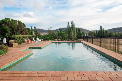 Stay In Mudgee The Grove, The Church, And Premium Private Homestead - Perisher Accommodation 18