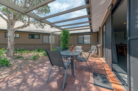 Condo 105 @ Horizons Golf Resort - Salamander Bay NSW - Perisher Accommodation 15