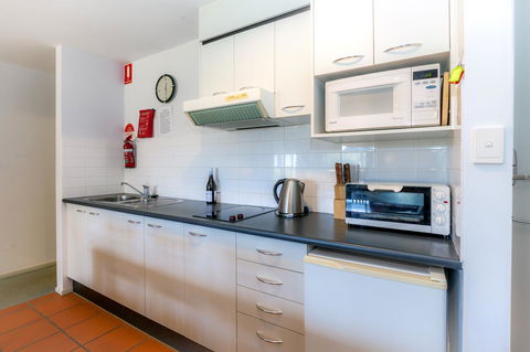 Condo 105 @ Horizons Golf Resort - Salamander Bay NSW - Perisher Accommodation 13