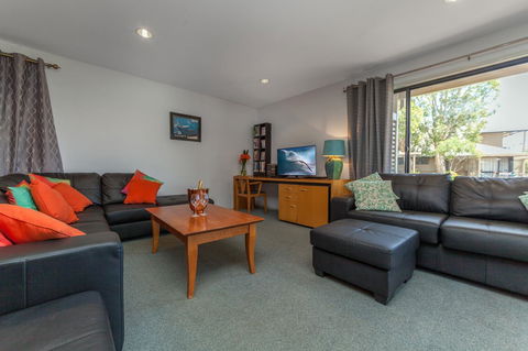 Condo 105 @ Horizons Golf Resort - Salamander Bay NSW - Perisher Accommodation 6