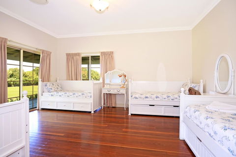 Terara Riverside Retreat - Perisher Accommodation 10